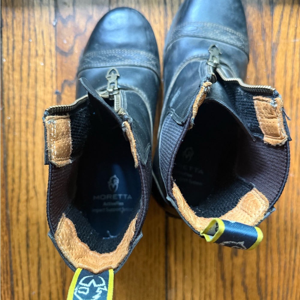 Moretta kids horseback riding shoes and half chaps, size 2 - Picture 7 of 8